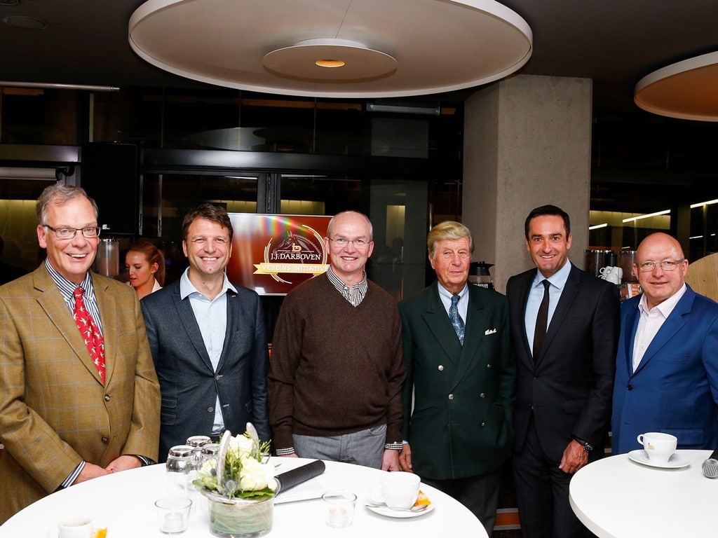Vorstellung der J.J.Darboven-Vereins-Initiative durch (von links) Fritz Otto-Erley (FN), Georg Ettwig (FN), Hubertus Schmidt, Albert Darboven (J.J.Darboven), Frank Hilgenberg (J.J.Darboven), Volker Wulff (En Garde). Foto: Thomas Hellmann/En Garde