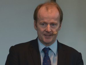 Prof. Dr. Dirk Winter, Hochschule für Wirtschaft und Umwelt, Nürtingen-Geislingen Prof. Dr. Dirk Winter, pferdeversorgung, fütterungspraxis
