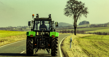 5 Tipps: Landmaschinen auf öffentliche Straßen
